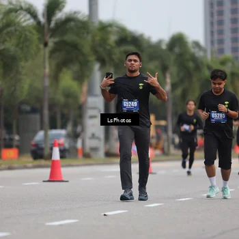 Runner Photo 5736771