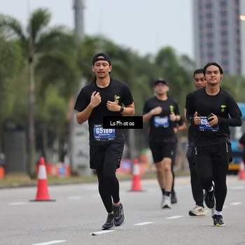 Runner Photo 5736856