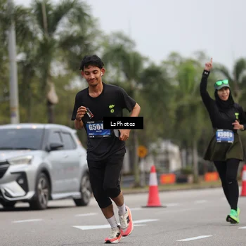Runner Photo 5736898