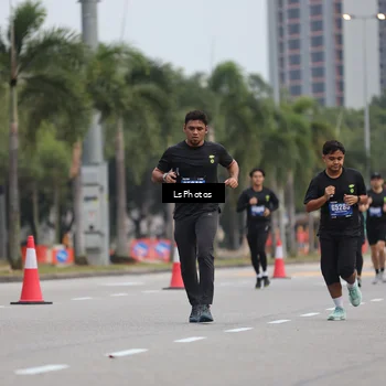 Runner Photo 5736950