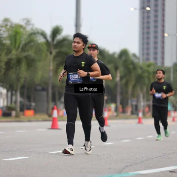 Runner Photo 5737009