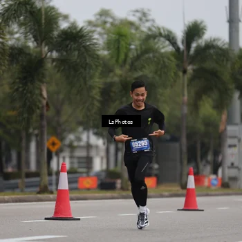 Runner Photo 5737027
