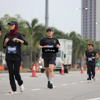 Runner Photo 5737049