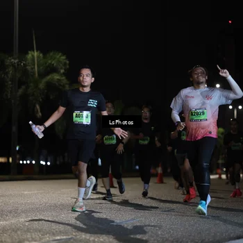 Runner Photo 5737056