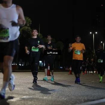 Runner Photo 5737075