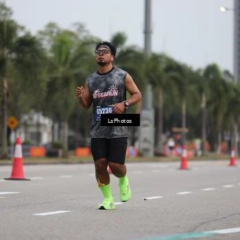 Runner Photo 5737087