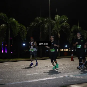 Runner Photo 5737089