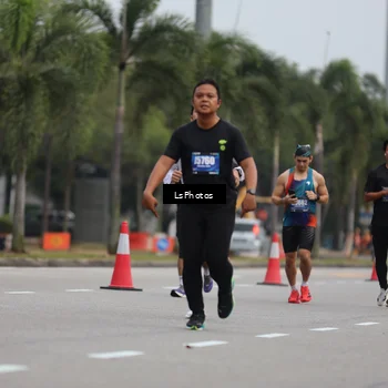 Runner Photo 5737101