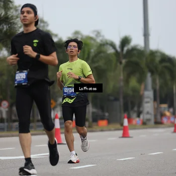 Runner Photo 5737109