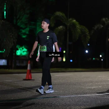 Runner Photo 5737119