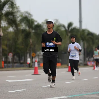 Runner Photo 5737137