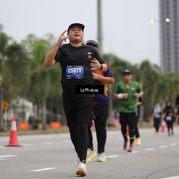 Runner Photo 5737153