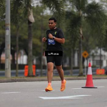 Runner Photo 5737166