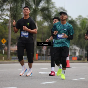 Runner Photo 5737183