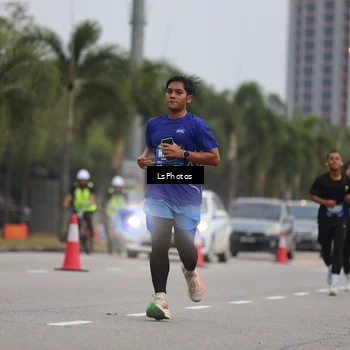 Runner Photo 5737193