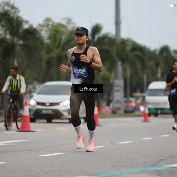 Runner Photo 5737199