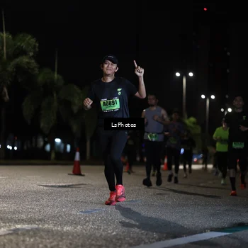 Runner Photo 5737200