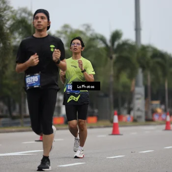 Runner Photo 5737245