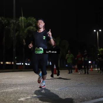 Runner Photo 5737300
