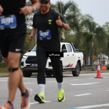 Runner Photo 5737370