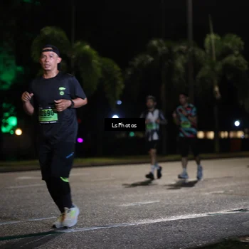 Runner Photo 5737371
