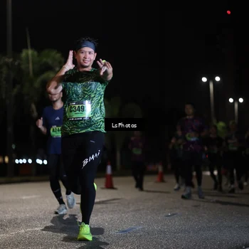 Runner Photo 5737433