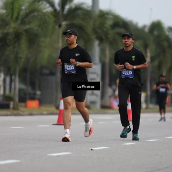 Runner Photo 5737567
