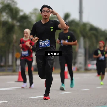 Runner Photo 5737599