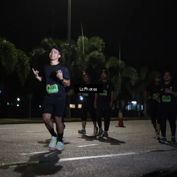 Runner Photo 5737642