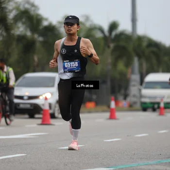 Runner Photo 5737668