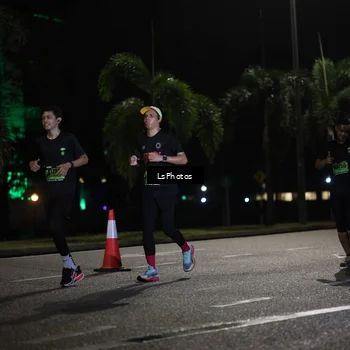 Runner Photo 5737680