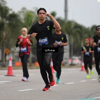 Runner Photo 5737708