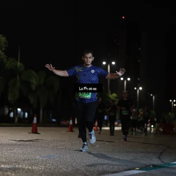Runner Photo 5738018
