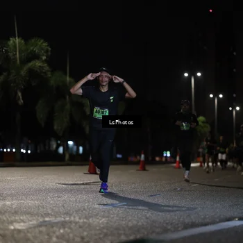 Runner Photo 5738235