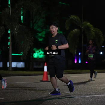 Runner Photo 5738355
