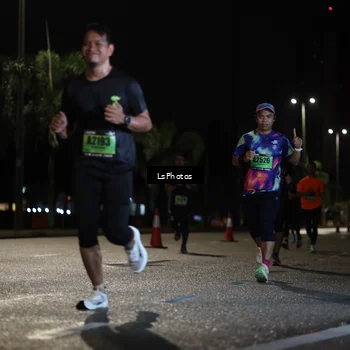 Runner Photo 5738372
