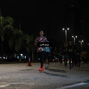 Runner Photo 5738460