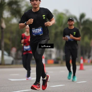 Runner Photo 5738473