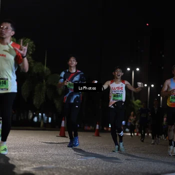 Runner Photo 5738656