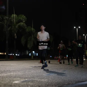 Runner Photo 5739040