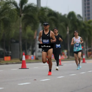Runner Photo 5739045