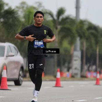 Runner Photo 5739047