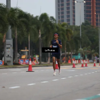 Runner Photo 5739070