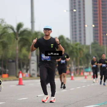 Runner Photo 5739092