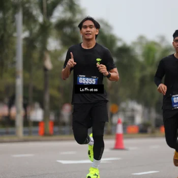 Runner Photo 5739171