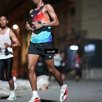 Runner Photo 5740303
