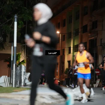 Runner Photo 5740456