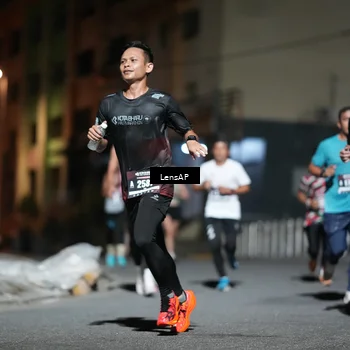 Runner Photo 5740470