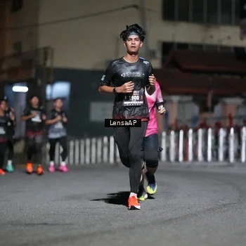 Runner Photo 5740568
