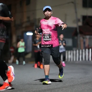 Runner Photo 5740573